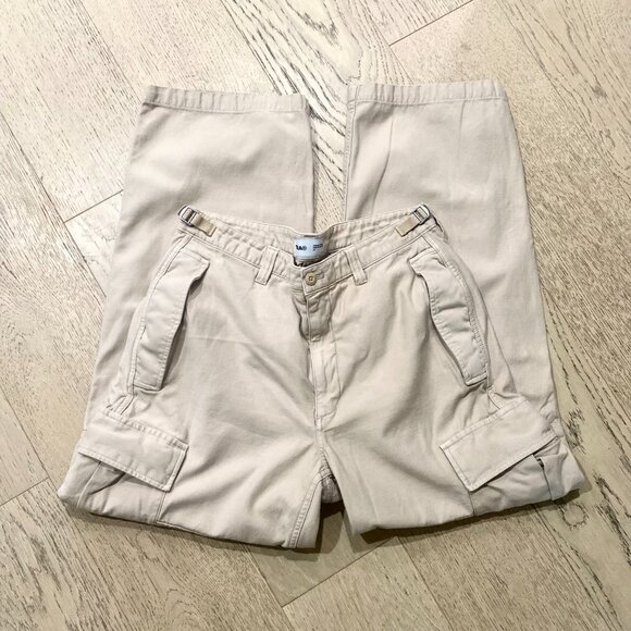 Aritzia TNA Relaxed Mid-Rise Cargo Pants - Picture 11 of 14